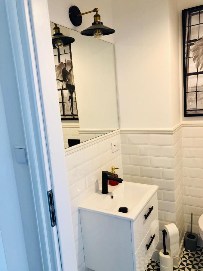 Apartamento One Night Lofty Fabryczna Zielona Góra Exterior foto
